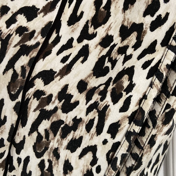 White House Black Market Leopard Print Pencil Skirt - Picture 12 of 16